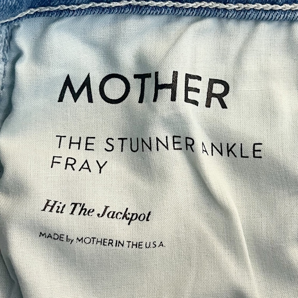 MOTHER The Stunner Ankle Fray Button Fly in Hit the Jackpot Wash - Picture 13 of 16